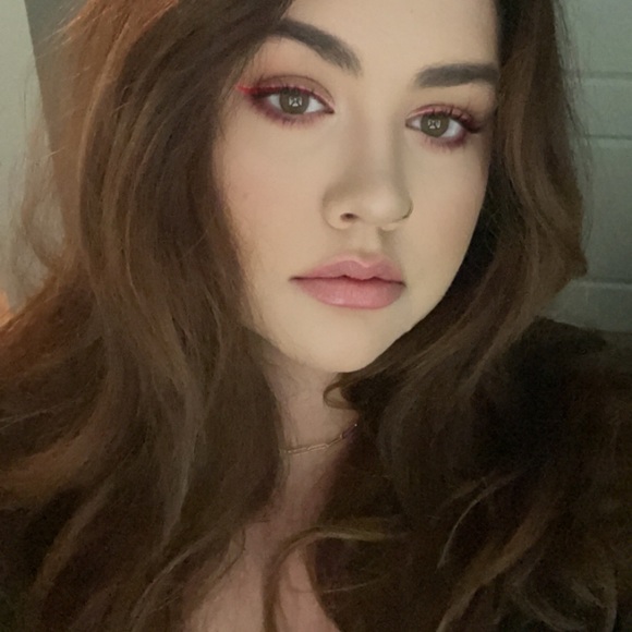 Meet your Posher, Skyler - Picture 1 of 1